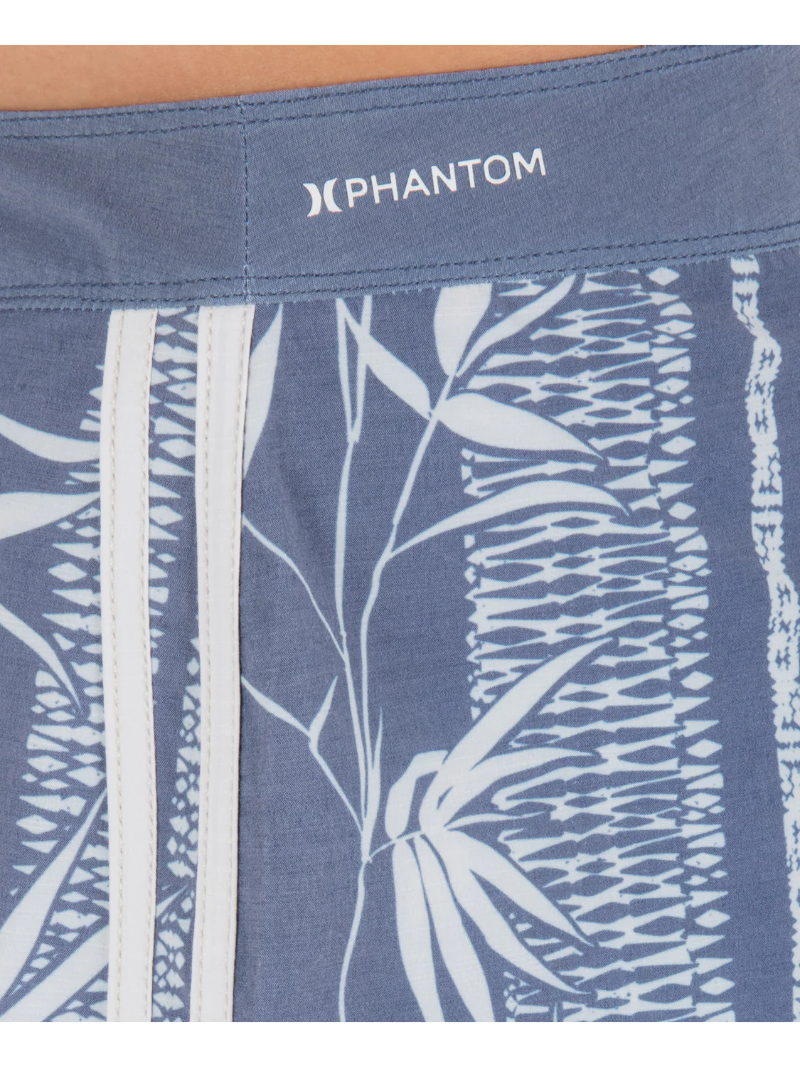 Phantom Naturals Tailgate 18" - Image 7